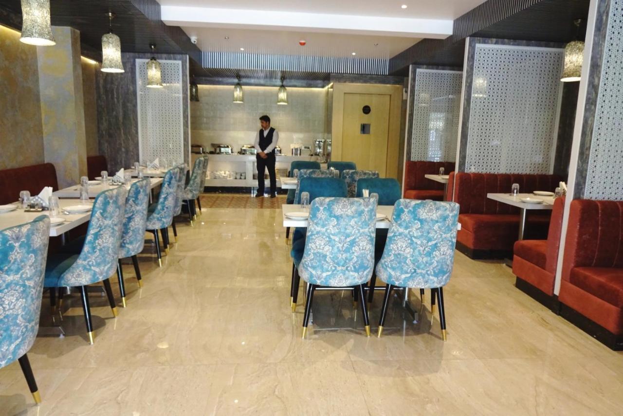 Blink Inn Jaipur Luaran gambar